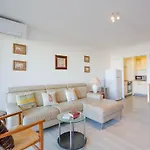 Les Louvans-1 By Interhome דירה *