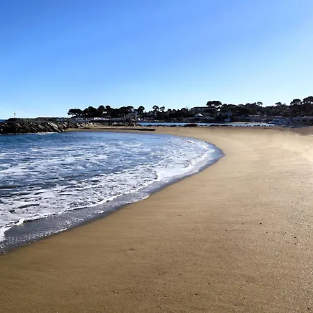 Апартаменты Les Louvans-1 By Interhome