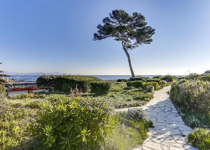 Apartmán Les Louvans-1 By Interhome Saint Aygulf