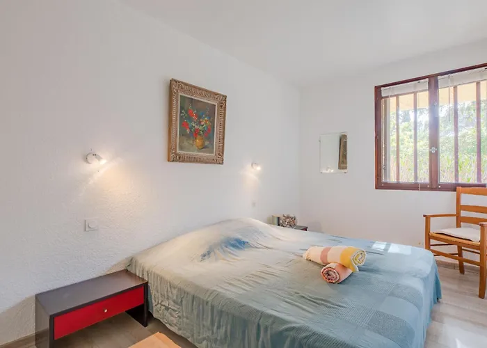 Apartmán Les Louvans-1 By Interhome Saint Aygulf